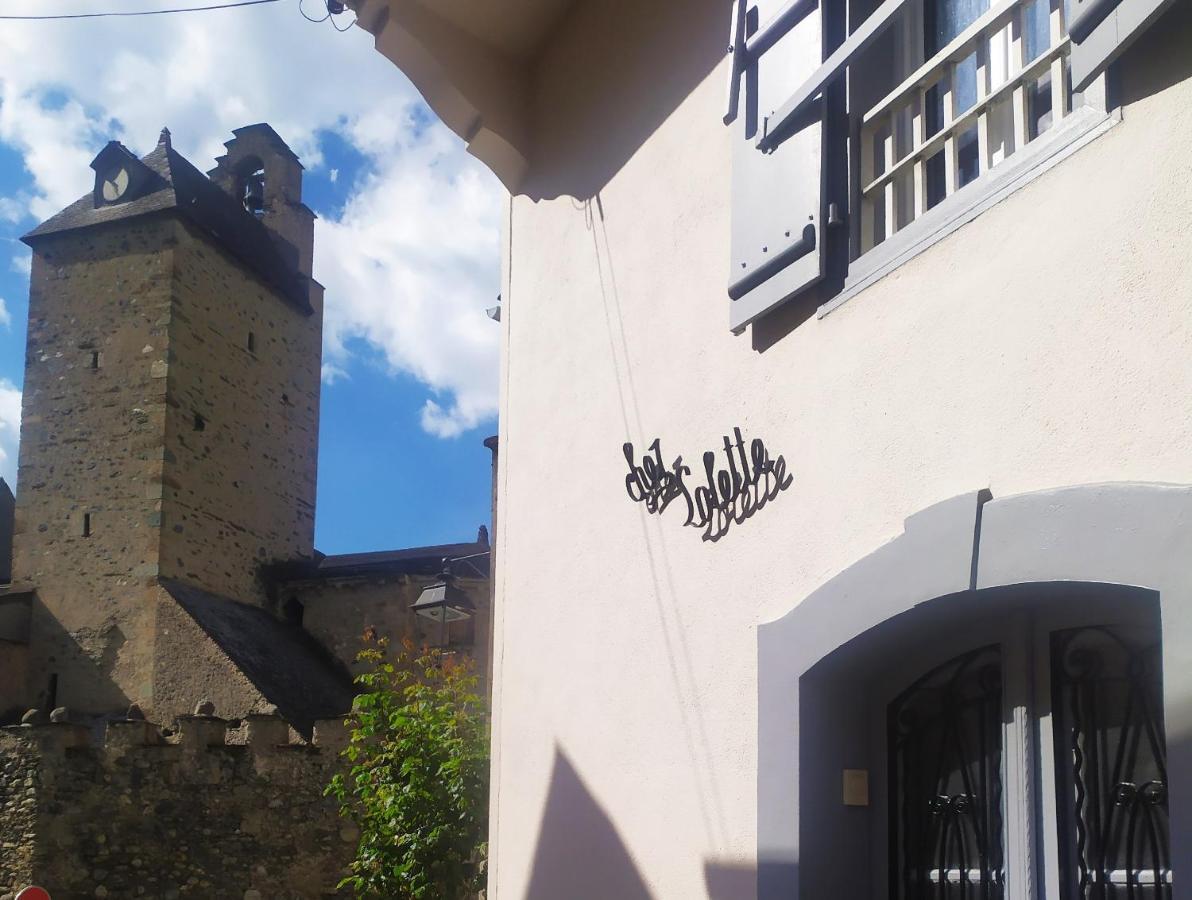 リュス・サン・ソヴァール Chez Loletteアパートホテル エクステリア 写真